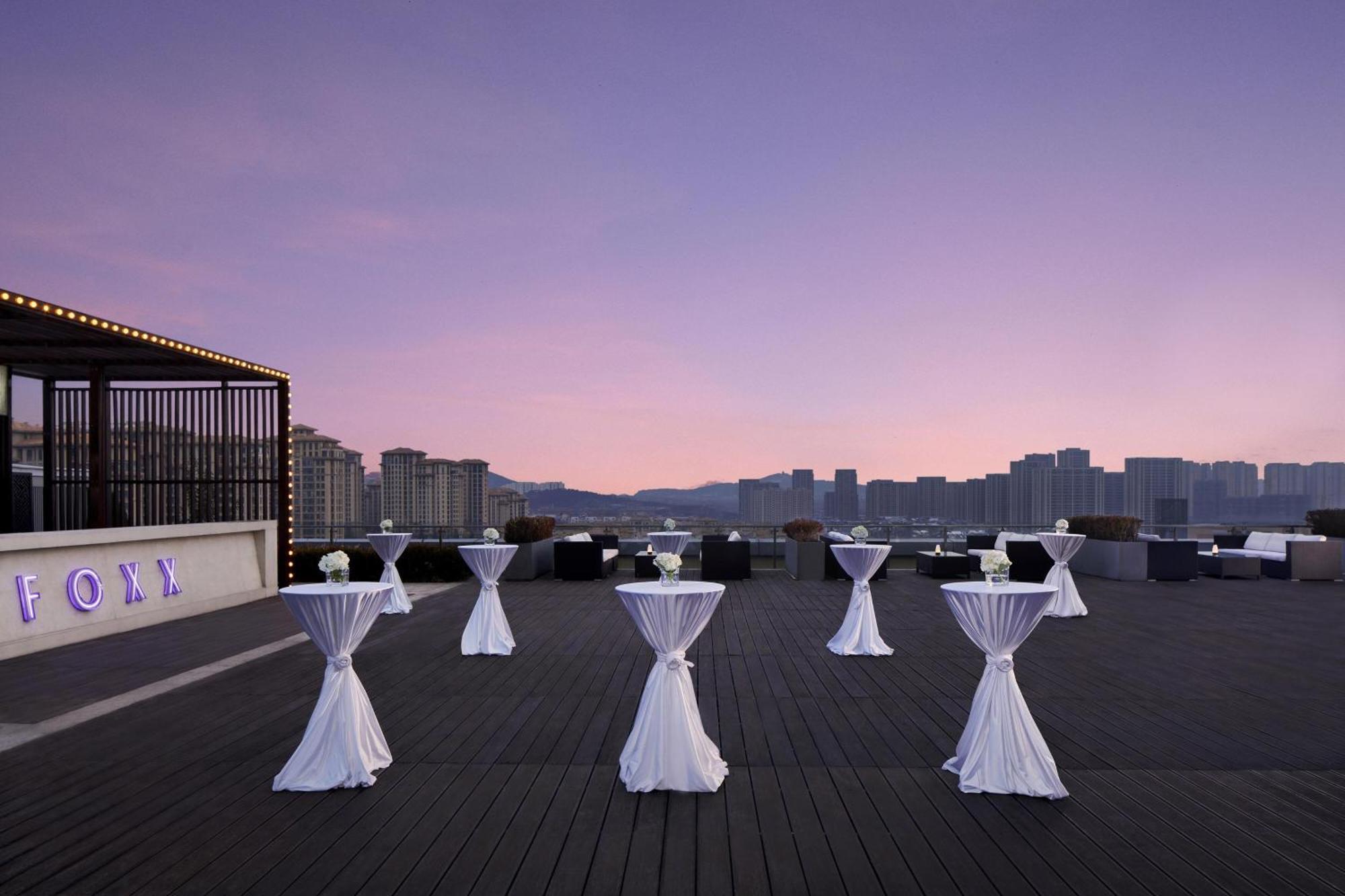 Sheraton Qingdao Licang Hotel Buitenkant foto